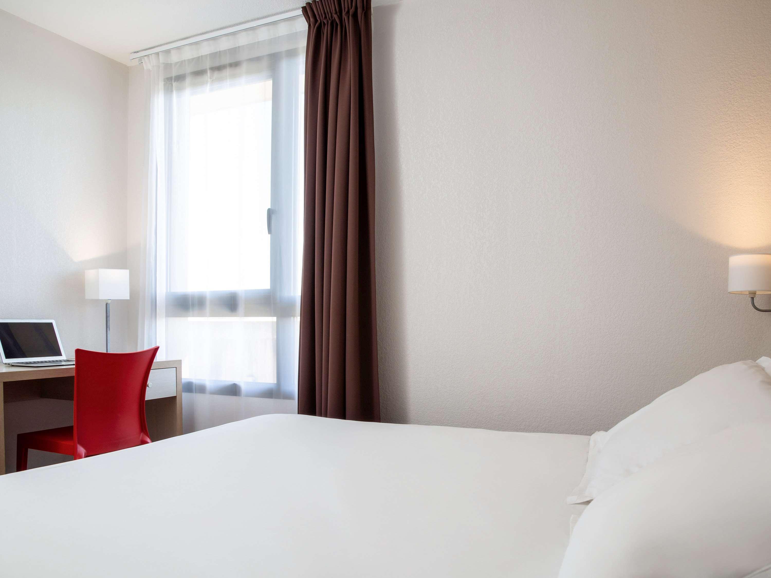 Aparthotel Adagio Access Авиньон Экстерьер фото