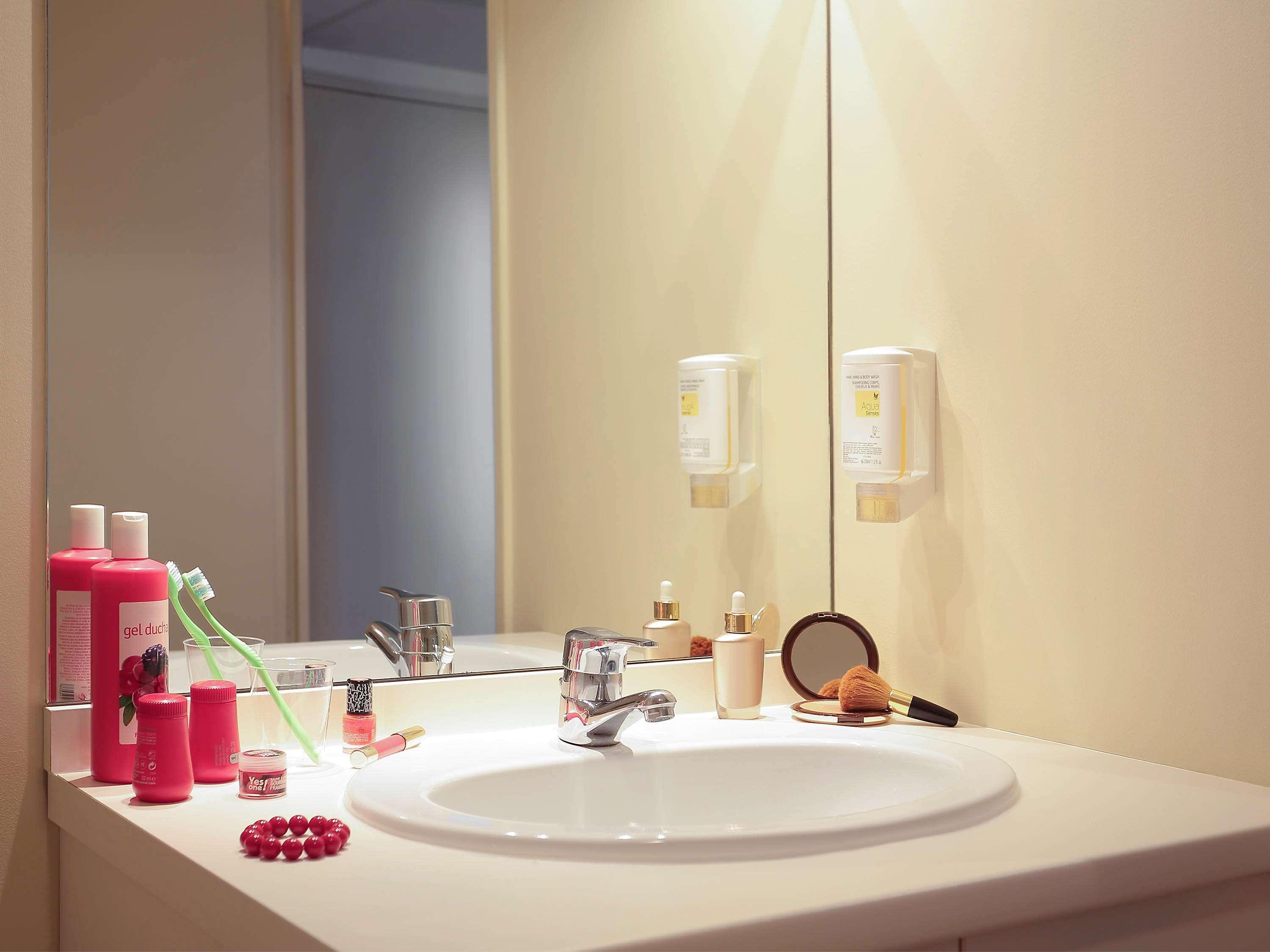 Aparthotel Adagio Access Авиньон Экстерьер фото